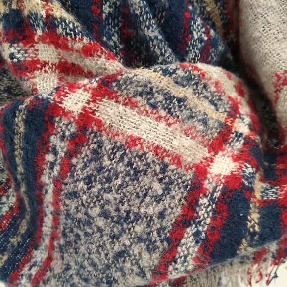 Fluffy Square Navy/Red/Beige Fringed Scarf Wrap - Picture 4 of 4